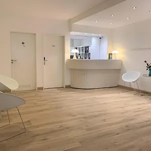 Francais 3* Luxembourg